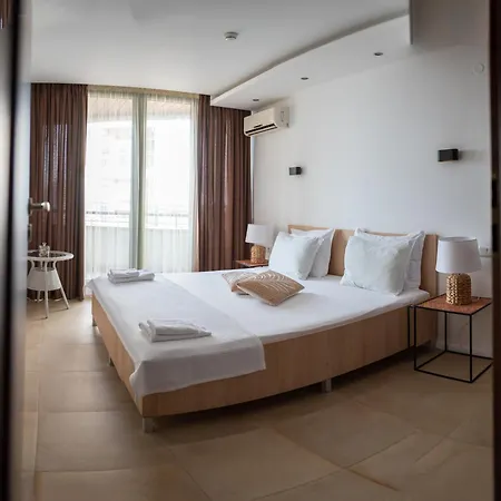 Marina Apartment *